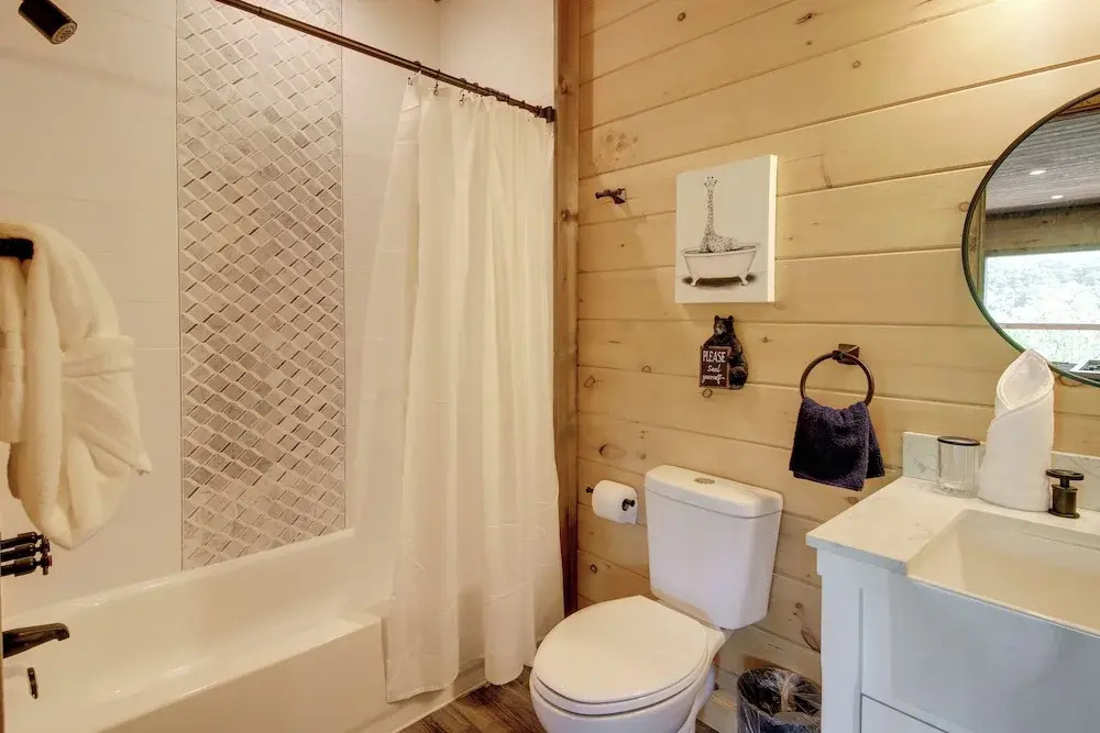 Luxury Sevierville Cabin w/ Private Hot Tub!