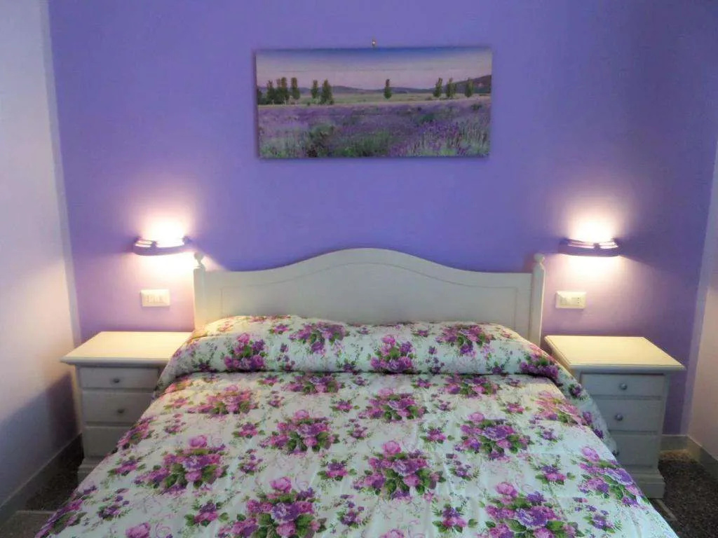 325 Rooms ai Fori