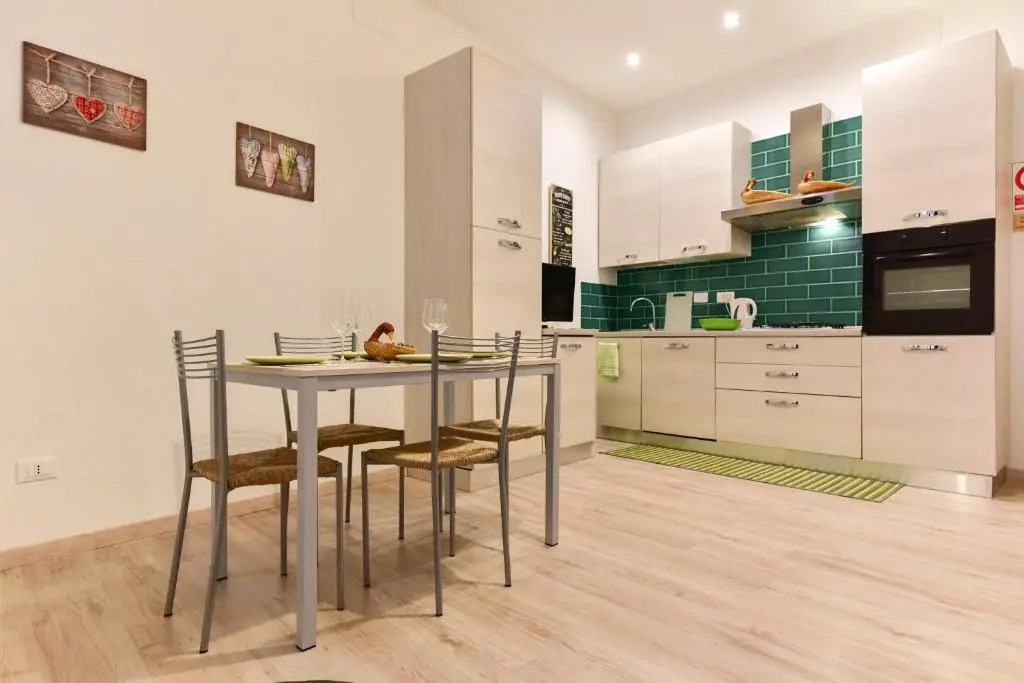 BMGA l Coliseum Rome Apartment 1Bdr for Couples