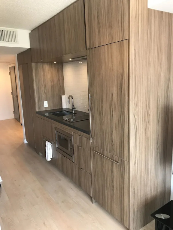 Jet Furnished Suites Yorkville