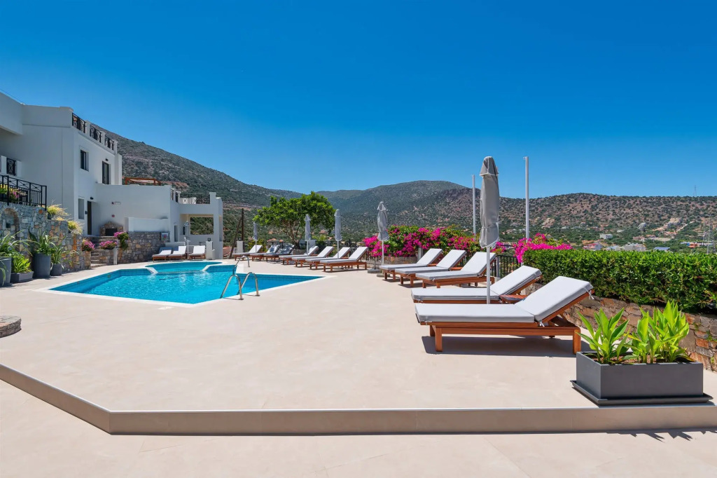 Minois Boutique Hotel