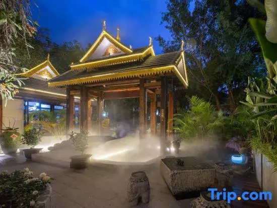 YunGuan Shunde House Resort Hotel  （Jinghong, West Shuangjing Starlight Night Market Shop)