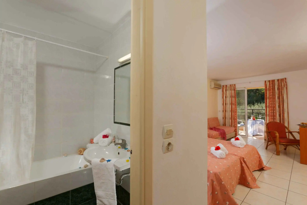 Agrabella Hotel