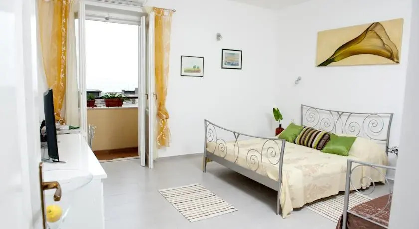 Apartments Karissa