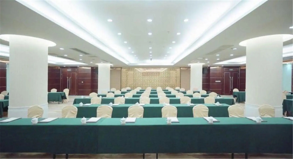 Zhenghe International Hotel
