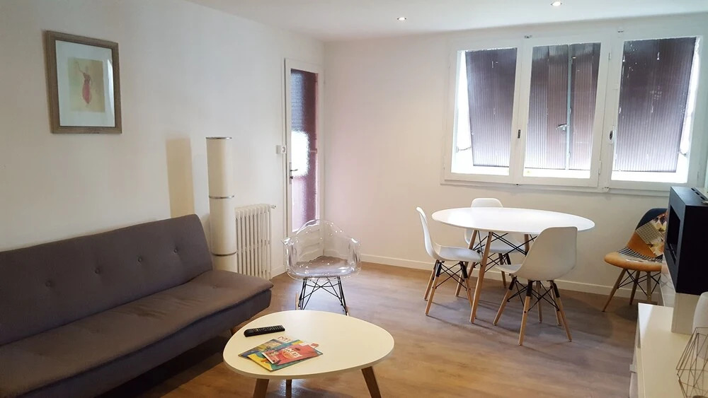 Appartement deux chambres proche centre