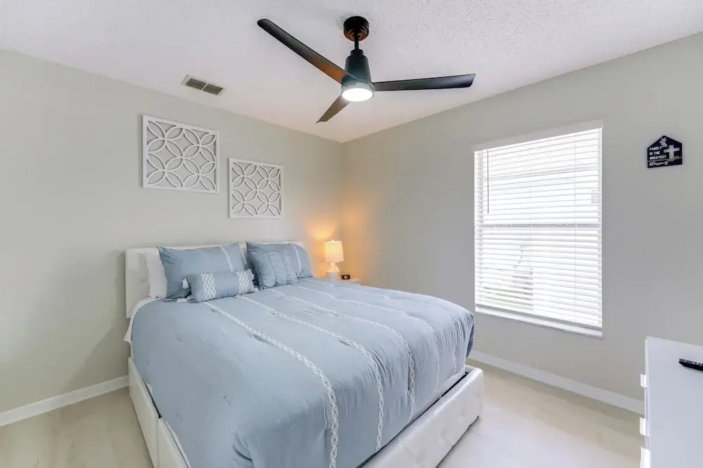Sunny Skies & Disney Days: Davenport Home w/ Pool!