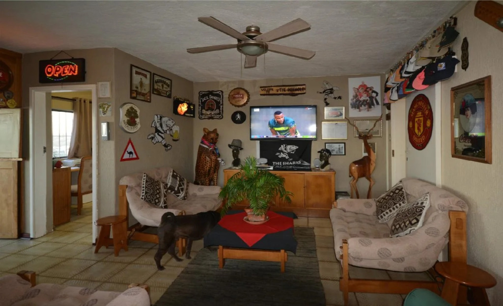 Beachcomber Bay Guest House In South Africa