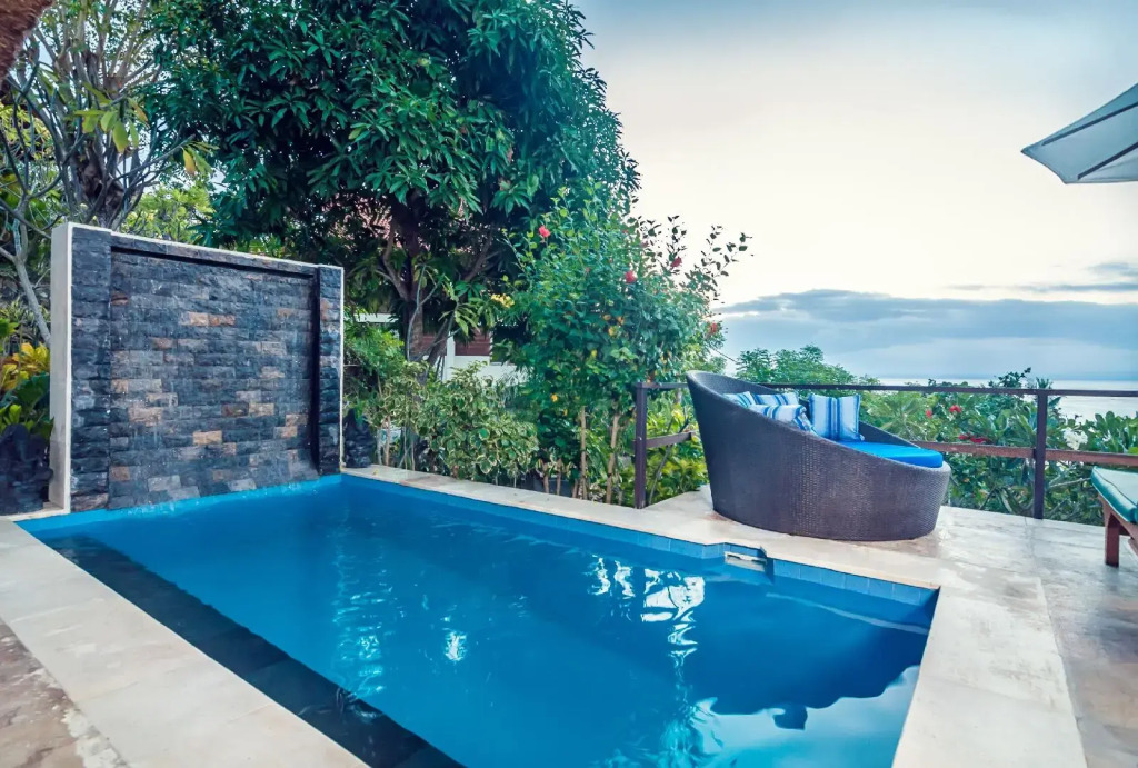 Moonage Daydream Villas