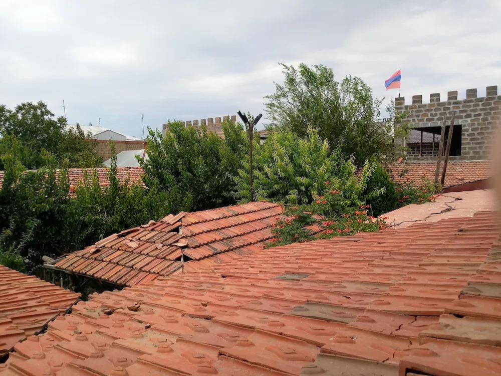 Machanents Guest House