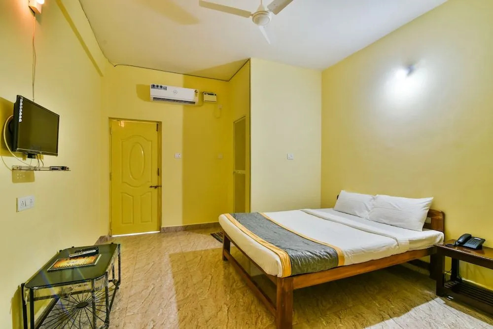 Hotel Suvian on Bagha Beach Goa