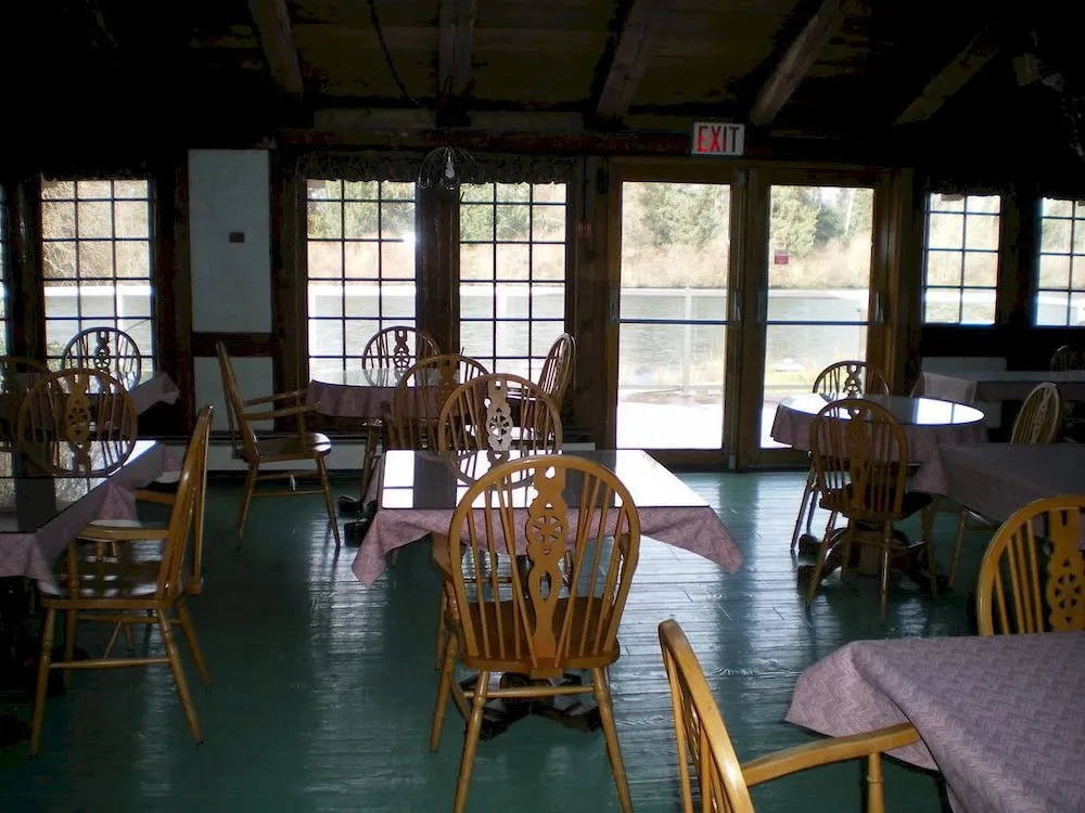 Campbell River Lodge