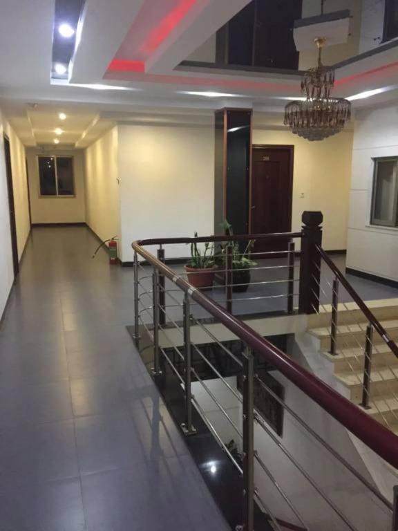Emerald Hotel & Restaurant