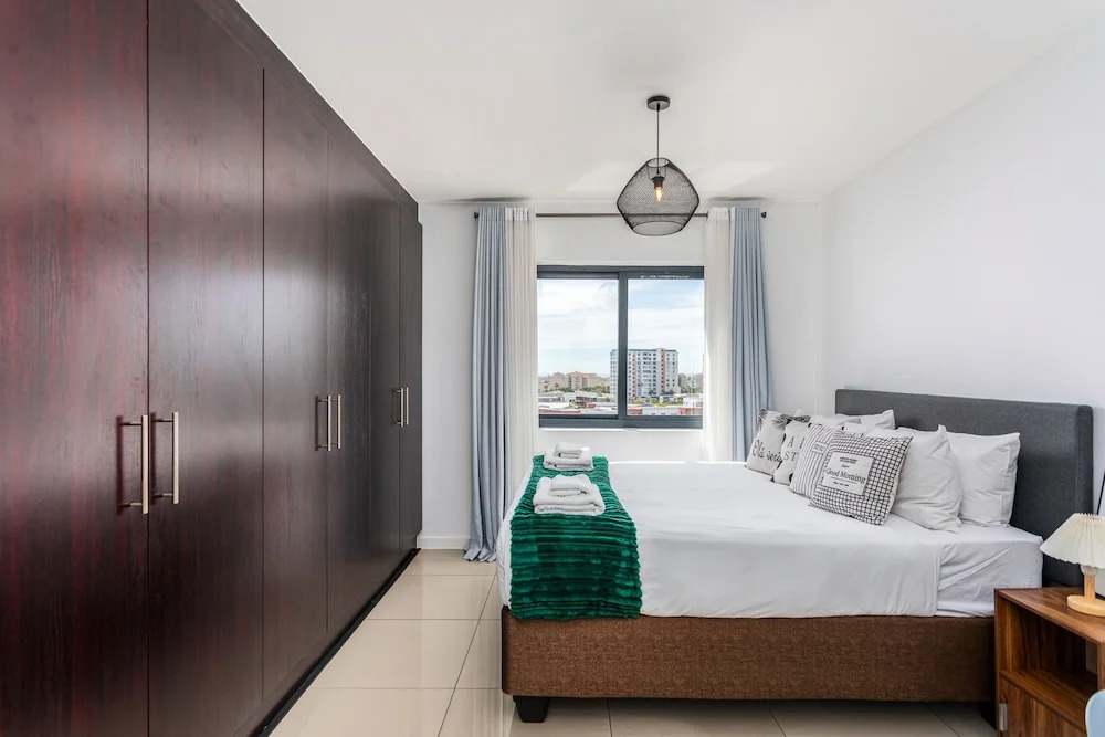 Knightsbridge 702w by Ctha