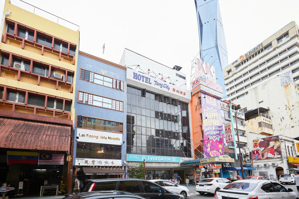 Tang City Hotel, Petaling Street, Merdeka PNB 118 Tower