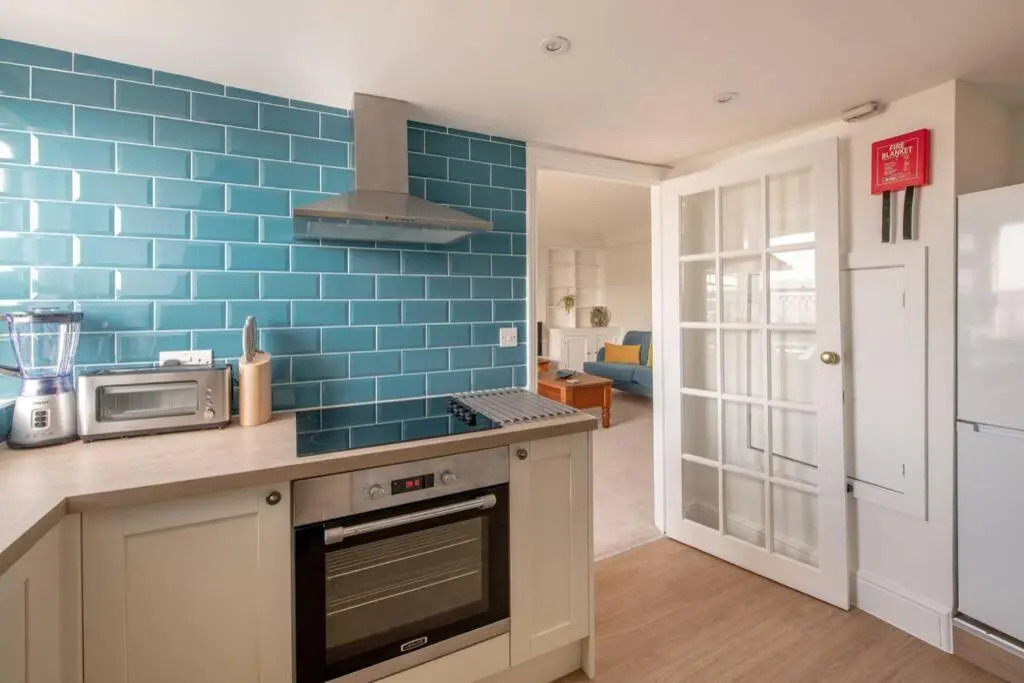 Rooftop Retreat - 2 Double Beds W/ Stunning Views (Adults Only)
