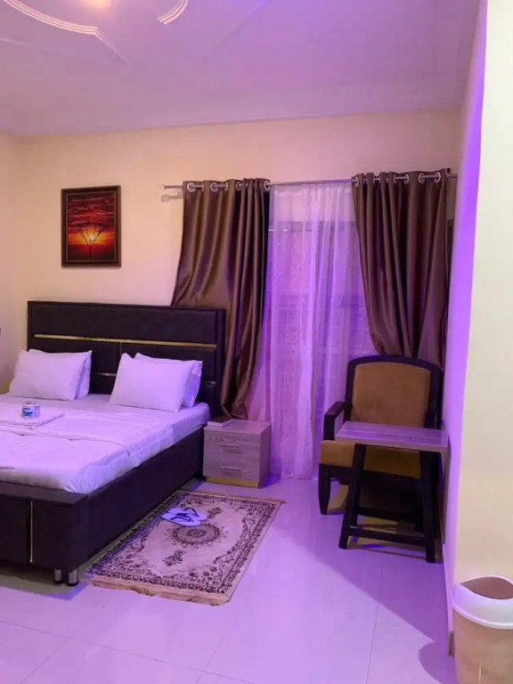 MNS Resort Rayfied
