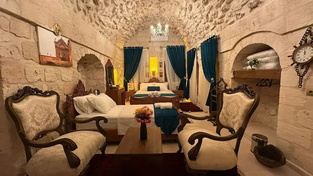 Seyri Asur Konağı