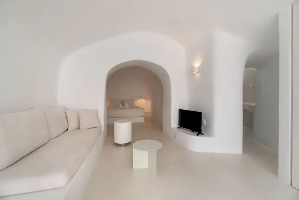 Aesthesis Boutique Villas Fira