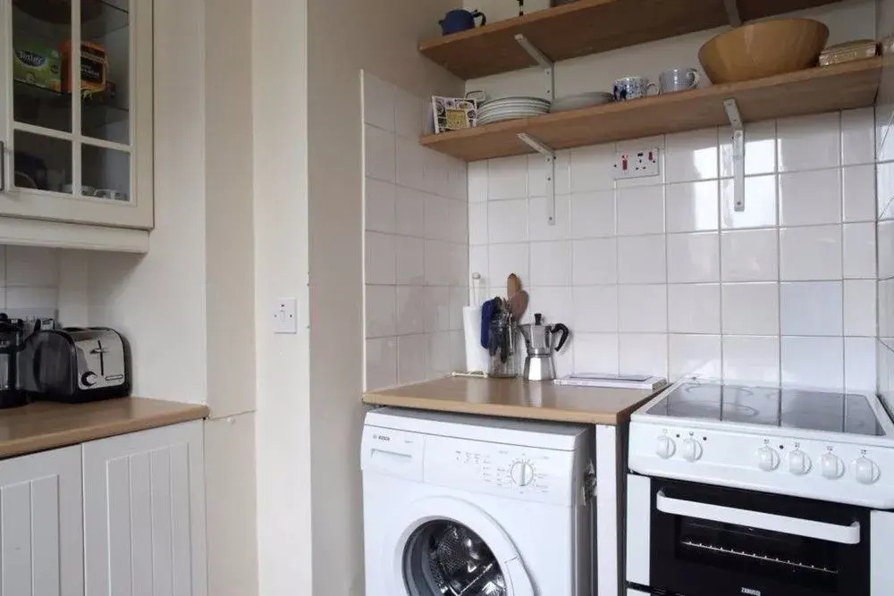 1 Bedroom Apartment In City Centre