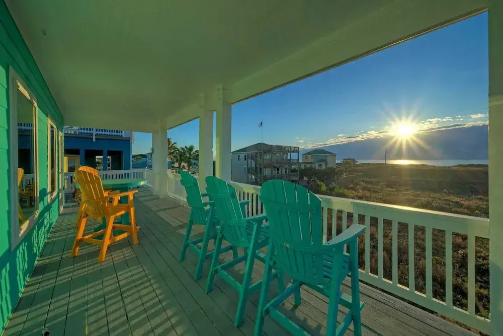 Coastal Soiree Ocean Views, Game Room, & Steps From Port Aransas Beaches