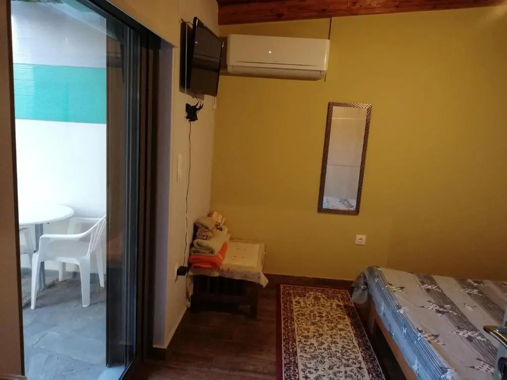 Reas House Vrachati