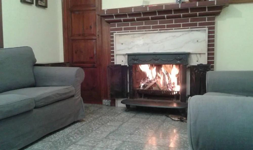 Casa Antiquary - Albergue Turístico