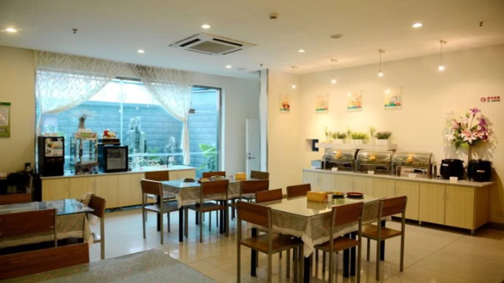 Goldmet Inn Qufu East Jinxuan Road and Visitor Center
