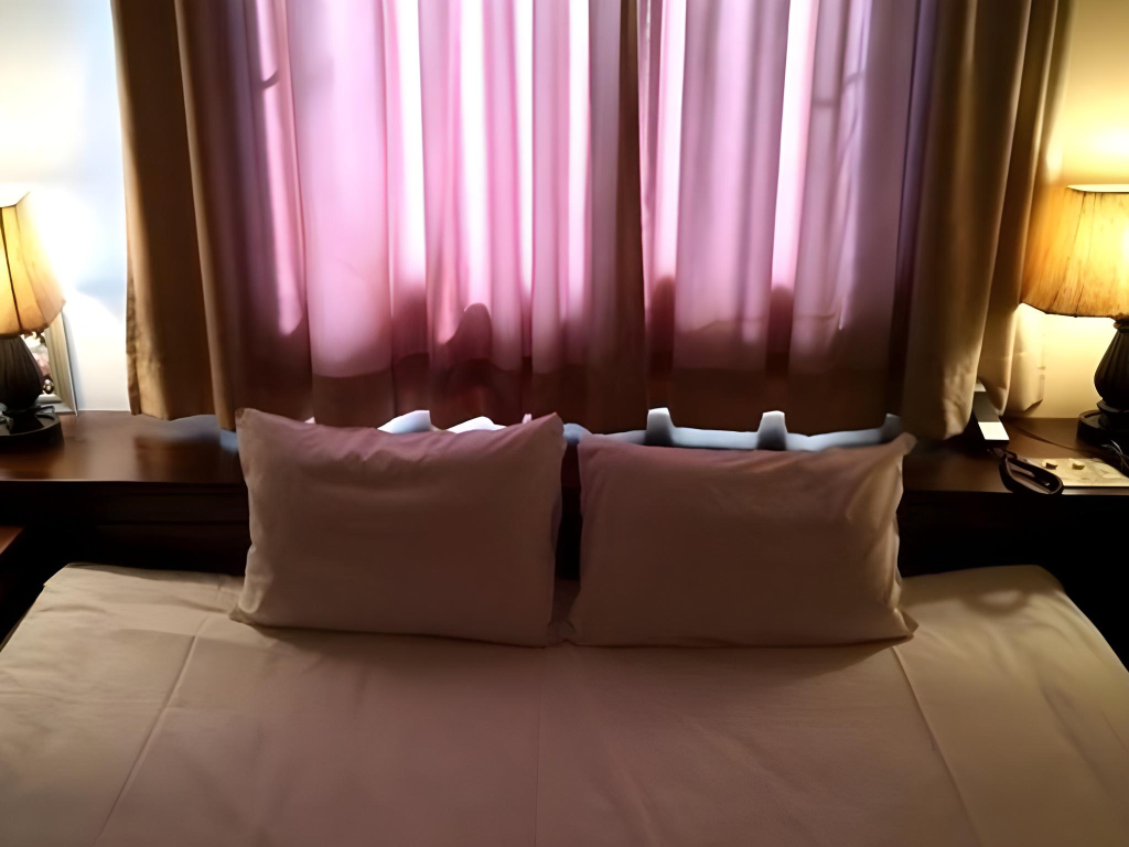 Hotel Ceeds - Adults Only