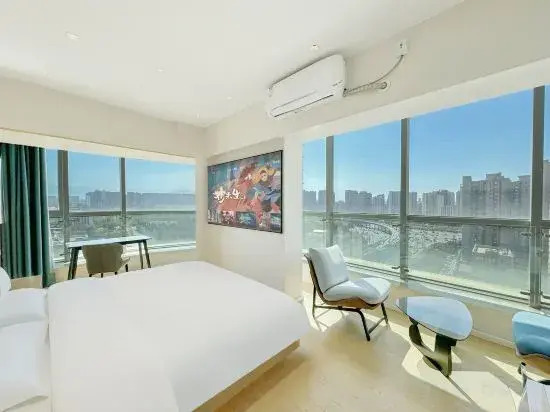 Laike Smart Cinema Hotel (Qujiang Chuangyigu Store)
