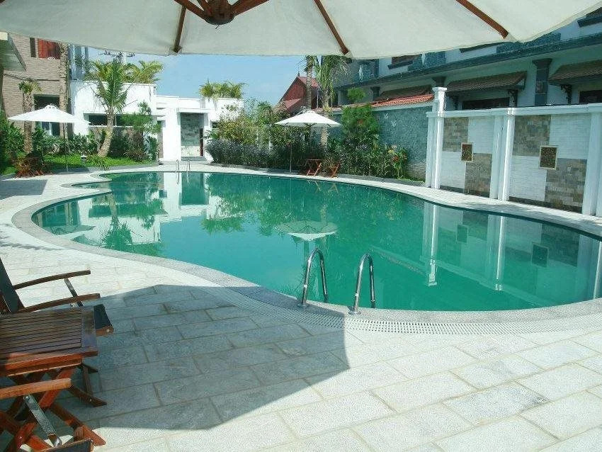 Hòa Nam Hotel