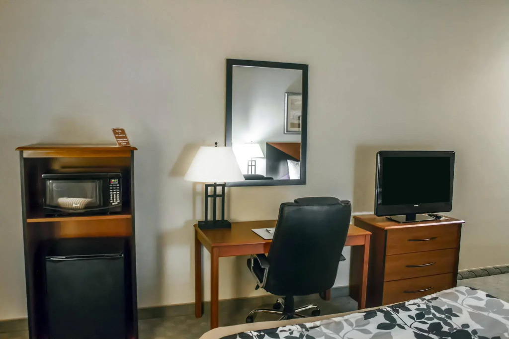 Sleep Inn & Suites Redmond