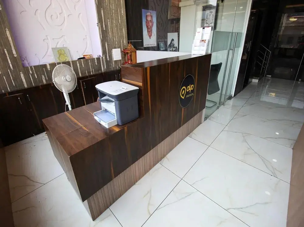 OYO 2456 Hotel Narayan Inn