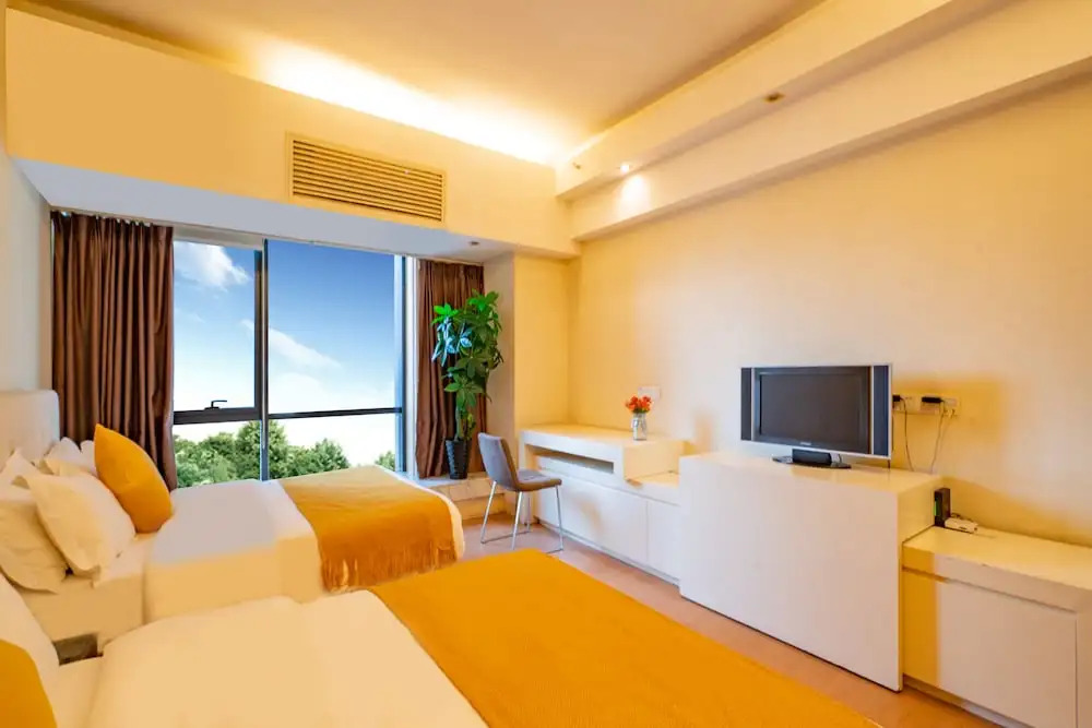Private-Enjoyed Home Apartment Hotel of R&F Wales Apartment