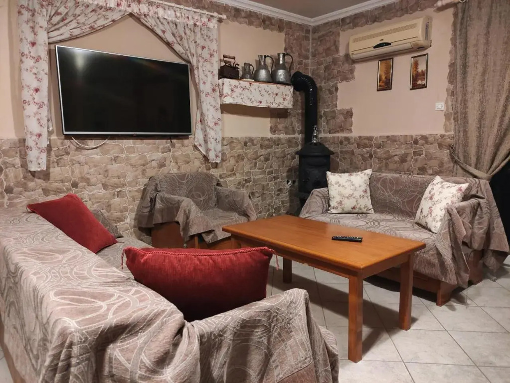 Paraliako Κaterina Lakefront - Biker Friendly Hotel