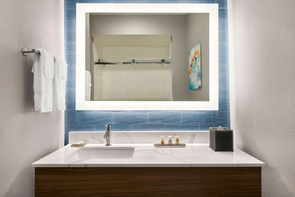 La Quinta Inn & Suites by Wyndham College Station North
