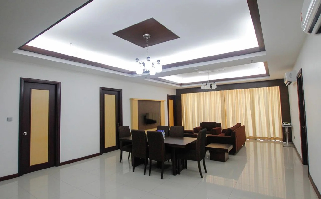 Bay Resort Condominium