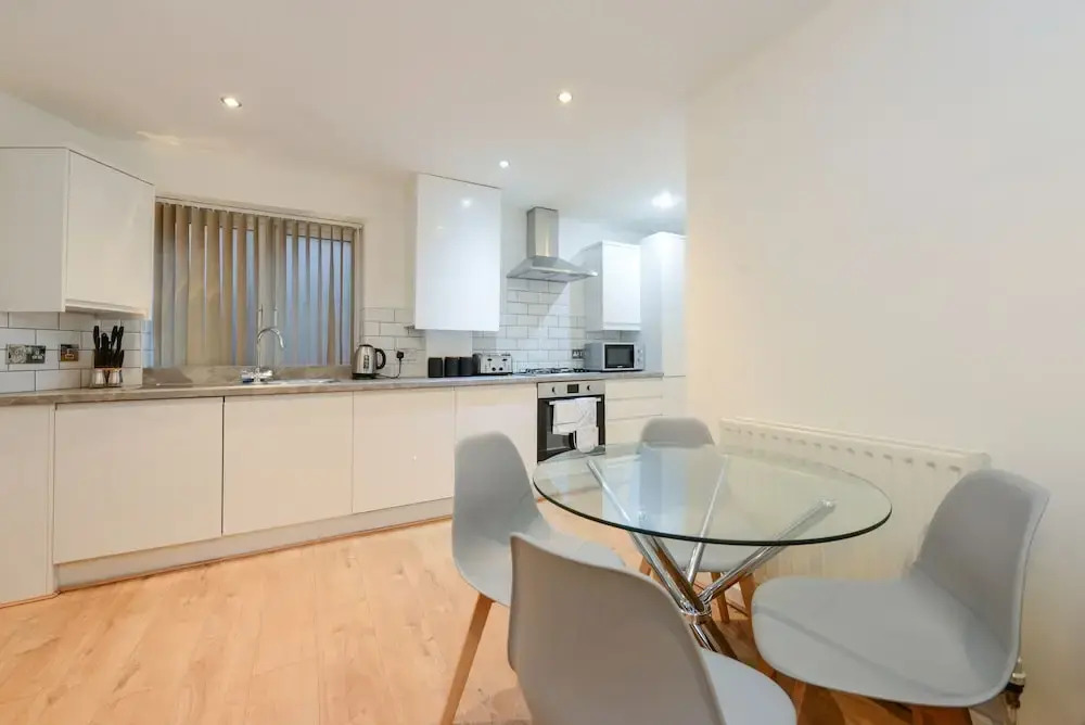 The Zone - Contemporary 2bed Luxe Apt