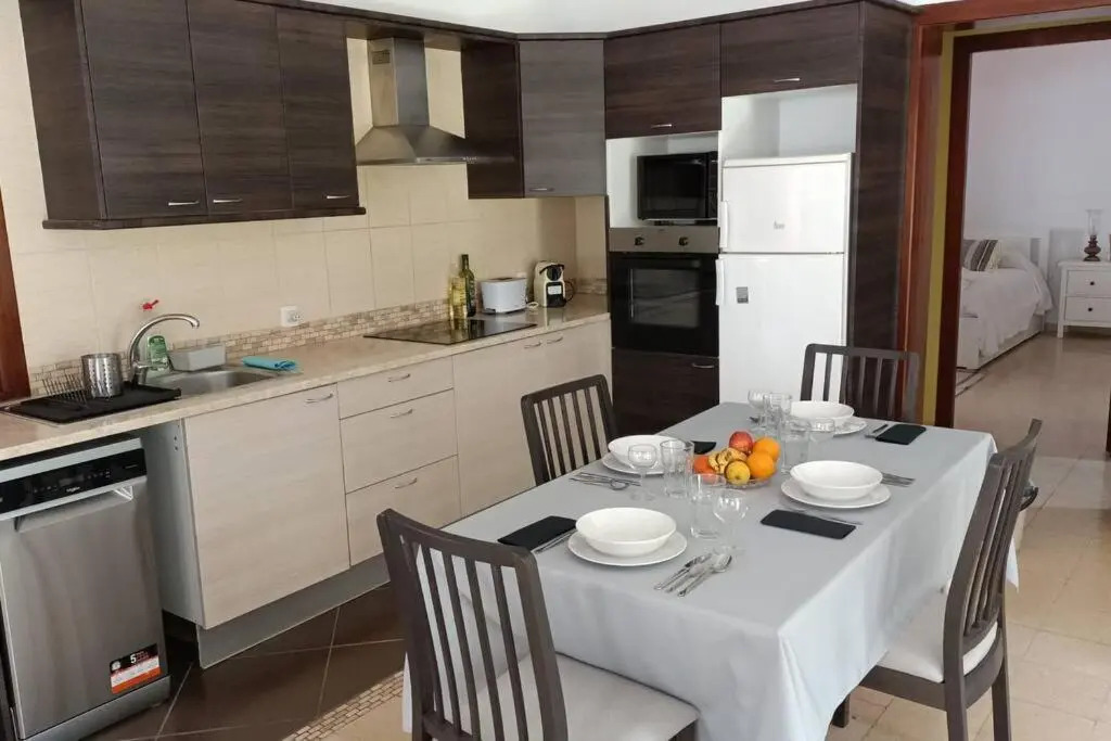 Luxury Penthouse, 50m2 terrace, downtown