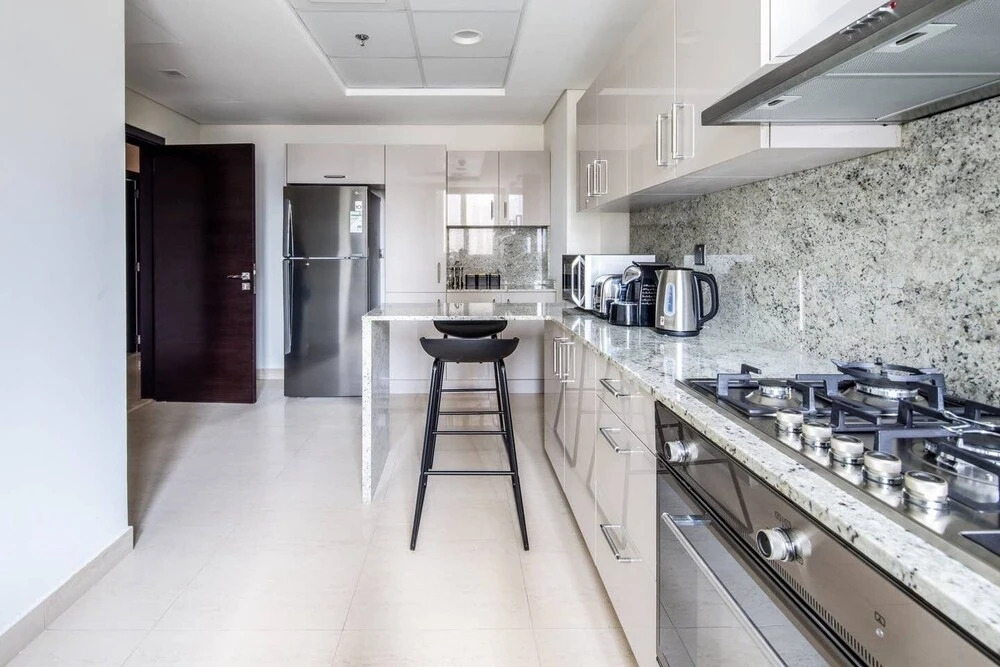Plush 3BR w/ Study in Prime District - Downtown Dubai!
