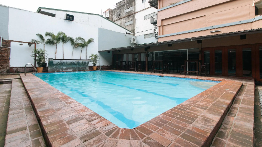 Arzo Hotel Manila
