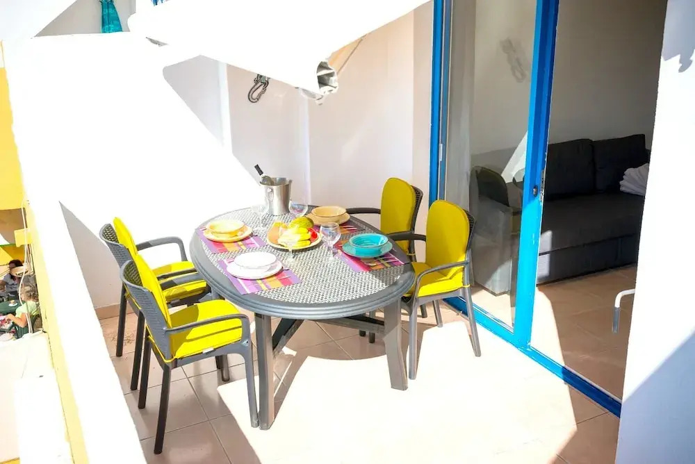 Apartment with 2 Bedrooms in Playa Paraíso, with Wonderful Sea View, Furnished Terrace And Wifi - 1 Km From the Beach