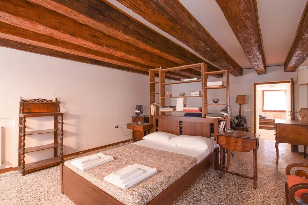 Casa Bello