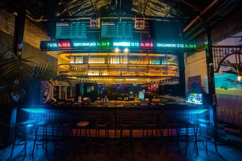 HOTEL VARUNA