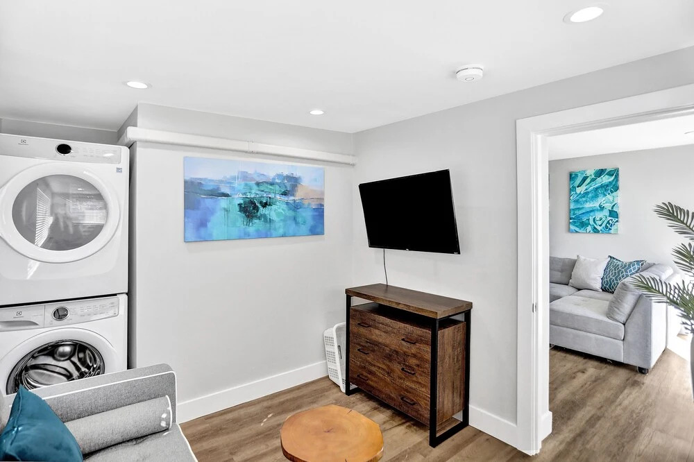 Private Heated Pool 3BR with Water View