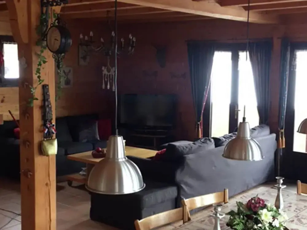 Chalet in Les Gets Near Ski Bus & Sauna
