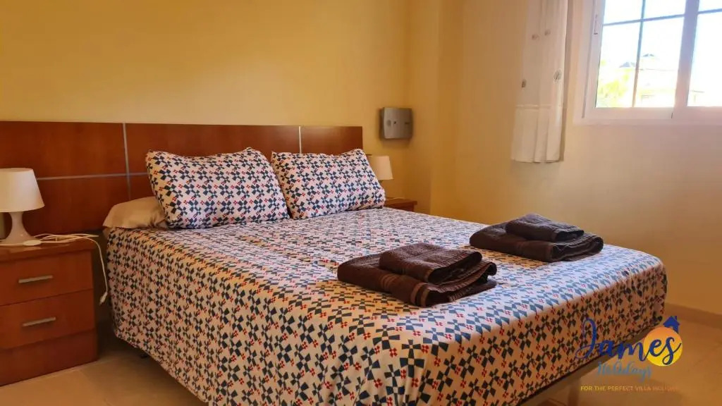 Playa Golf 1st floor apartment & com pool P243
