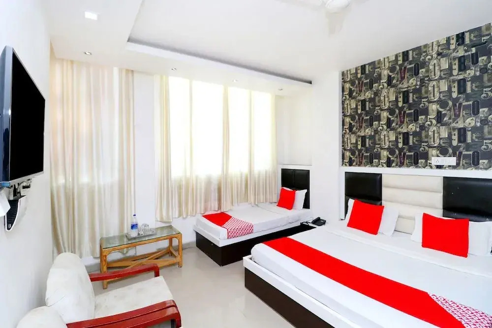 OYO 44668 Hotel Plazza