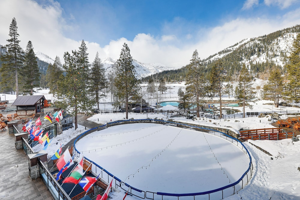 Olympic Valley Summer Stay! 2BR in Everline Resort
