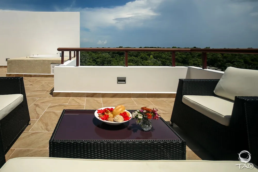 RAM PH4 TAO Inspired Penthouse by Gate48